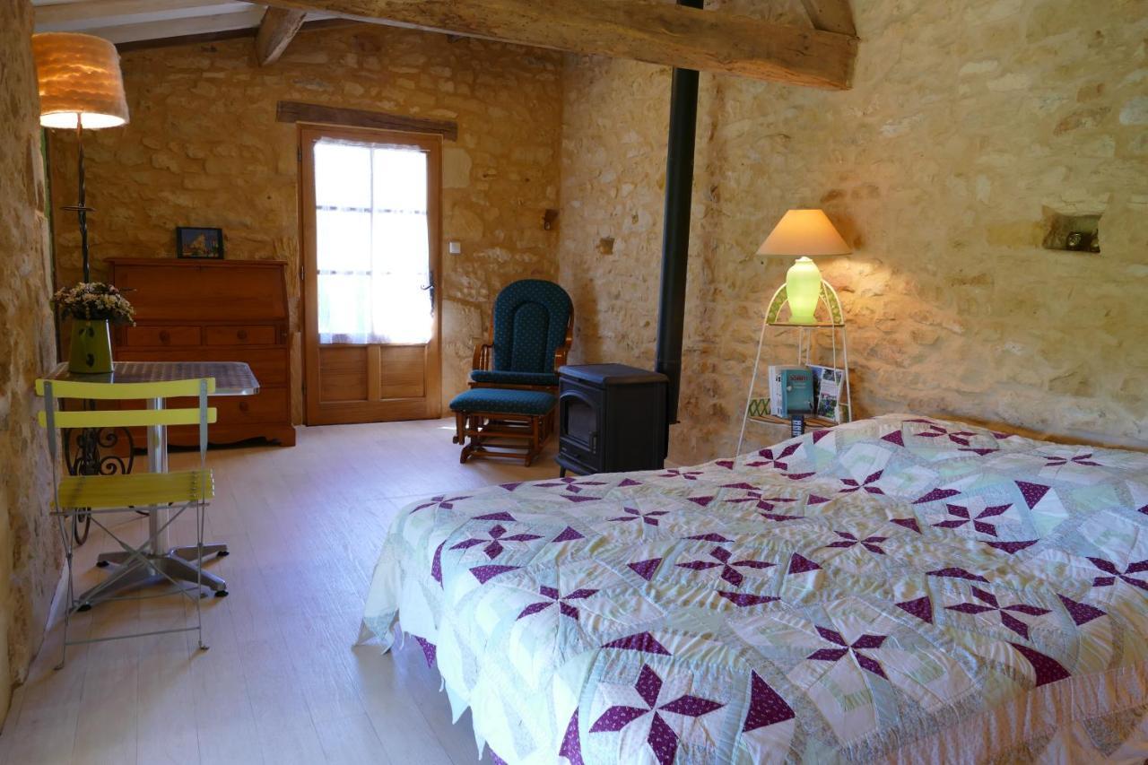 Chambres d'hôtes de la Grande Combe Mauzac-et-Grand-Castang Exterior foto